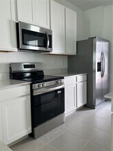 5876 Meditation Dr in Clermont, FL - Building Photo - Building Photo