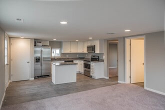 311 N 10th Ave in Sterling, CO - Building Photo - Building Photo