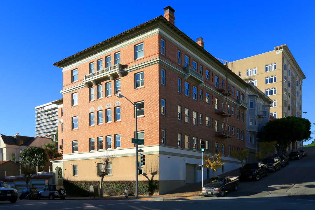 2000 California St in San Francisco, CA - Building Photo