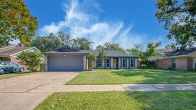 966 Redway Ln in Houston, TX - Building Photo - Building Photo