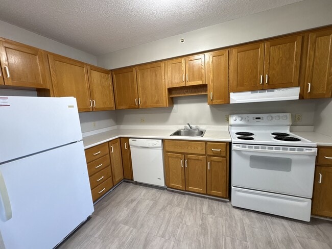 151 Queen St in Fredericton, NB - Building Photo - Building Photo