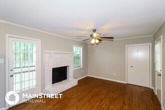 4042 Chinaberry Cove in Memphis, TN - Building Photo - Building Photo