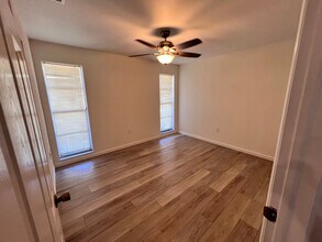 3339 Van Nuys Loop in New Port Richey, FL - Building Photo - Building Photo