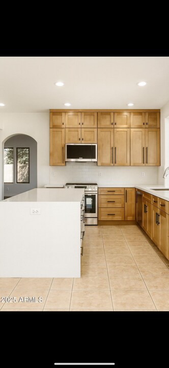 1865 E Mineral Rd in Gilbert, AZ - Building Photo