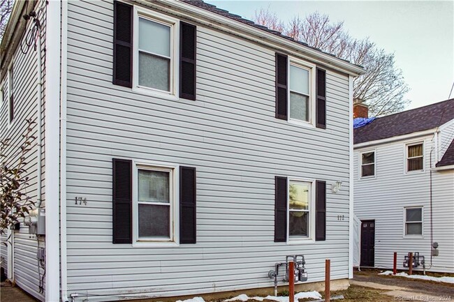 172 Greene St in Bristol, CT - Building Photo - Building Photo
