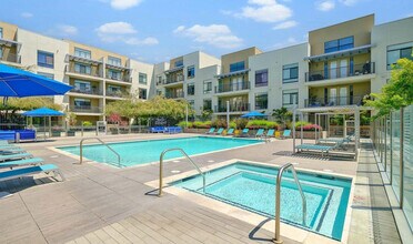 1725 S Bascom Ave in Campbell, CA - Building Photo - Building Photo