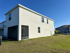 202 Mangrove Shade Cir in Apollo Beach, FL - Building Photo - Building Photo