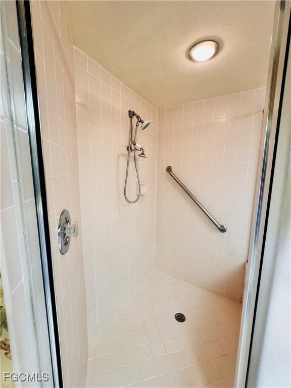 property at 12870 Devonshire Lakes Cir