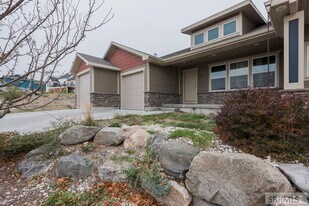 6430 E Mansion Hill Dr in Idaho Falls, ID - Building Photo