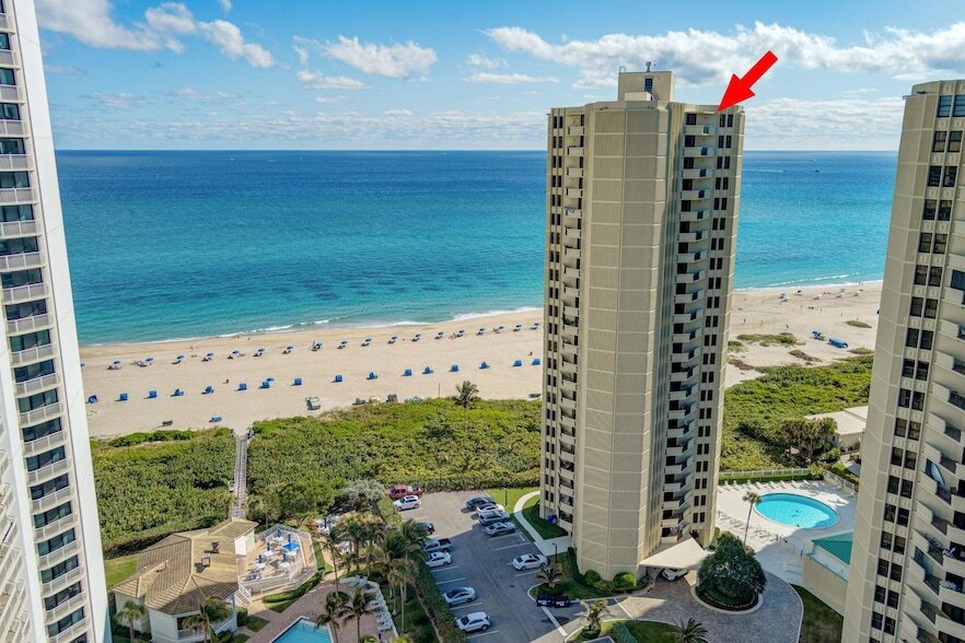 2800 N Ocean Dr, Unit A24B in Riviera Beach, FL - Foto de edificio