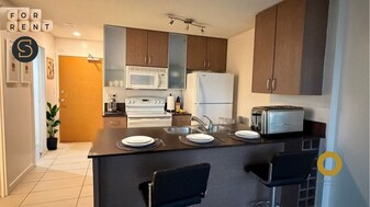 928 Homer St in Vancouver, BC - Building Photo