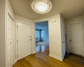 9705 Sackville Rue in Montréal, QC - Building Photo - Building Photo