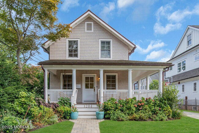 1204 5th Ave in Spring Lake, NJ - Building Photo