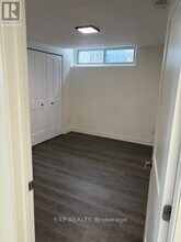 2474 Heaton Ave in Ottawa, ON - Building Photo - Building Photo