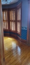 204 Crawford Ave, Unit 2 in Dixon, IL - Foto de edificio - Building Photo