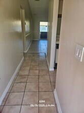 1305 Rosewood Villa Ln in West Palm Beach, FL - Building Photo - Building Photo