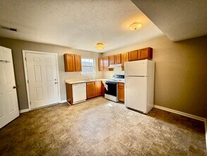 1106 Richmond Green Dr-Unit -#2 in Richmond, KY - Building Photo - Building Photo