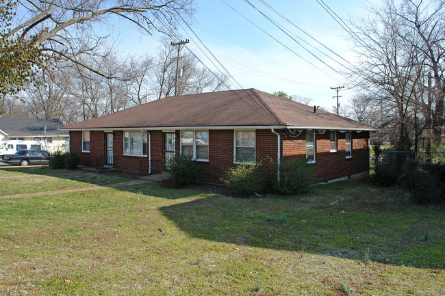 1018 33rd Ave N in Nashville, TN - Building Photo - Building Photo