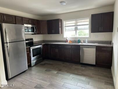 1047 Broadway in Rensselaer, NY - Building Photo - Building Photo