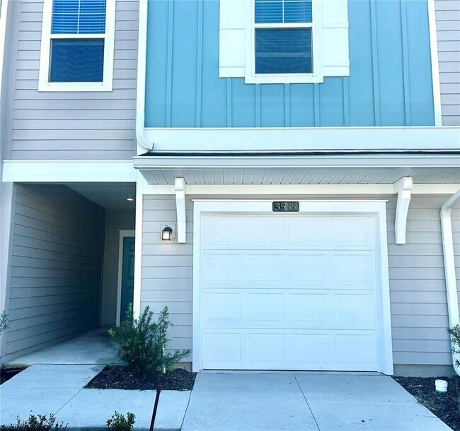 3585 SE 37th Ave Rd in Ocala, FL - Building Photo - Building Photo