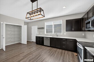 4672 Clear Creek Dr in Longmont, CO - Building Photo - Building Photo