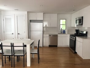 39 Cedar Ave in Long Branch, NJ - Foto de edificio - Building Photo