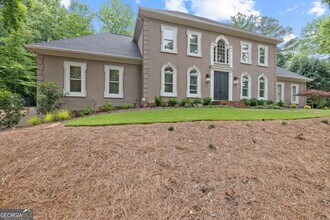 9950 Farmbrook Ln in Alpharetta, GA - Building Photo - Building Photo