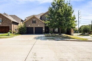 6800 Cache Ct in Irving, TX - Building Photo