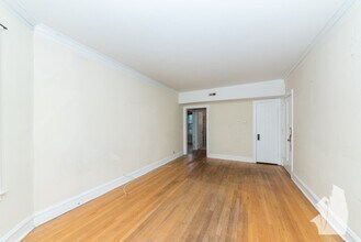 3710 N Hoyne Ave, Unit 1 in Chicago, IL - Foto de edificio - Building Photo