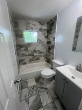 649 Scherger Ave in East Patchogue, NY - Building Photo - Building Photo