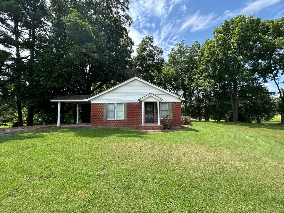 3901 Munford Giltedge Rd in Munford, TN - Building Photo