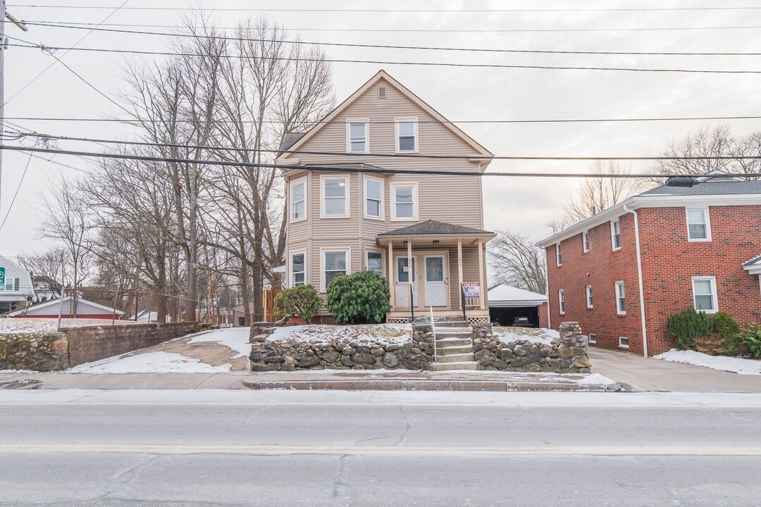 848 Smith St, Unit Unit 3 in Providence, RI - Building Photo