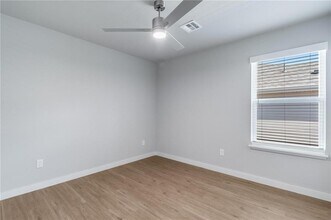 6302 NW Kathleen St in Bentonville, AR - Building Photo - Building Photo