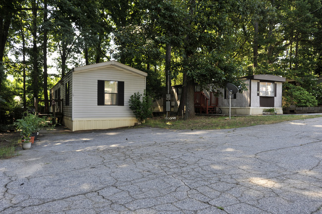 6569 Homestead Rd in Rex, GA - Building Photo - Building Photo