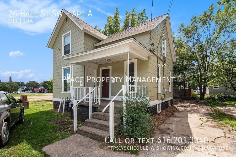 26 Hall St SW in Grand Rapids, MI - Building Photo