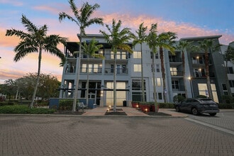 Congress Grove in Delray Beach, FL - Building Photo - Building Photo