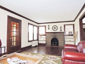 305 E 194th St in Euclid, OH - Building Photo - Building Photo