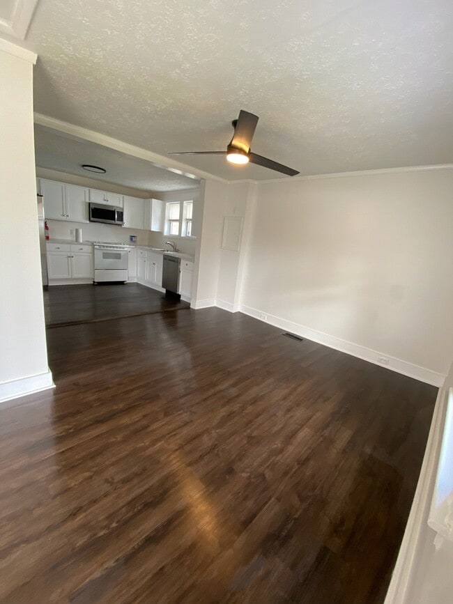 property at 251 McIvor St