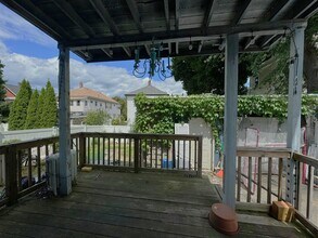 9 Gordon St, Unit 1 in Somerville, MA - Foto de edificio - Building Photo