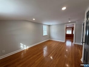 524 N Monroe St in Ridgewood, NJ - Building Photo - Building Photo