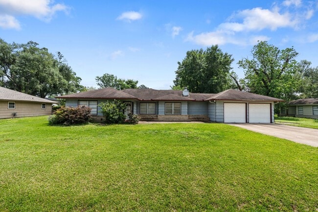 property at 9333 Walterville Rd