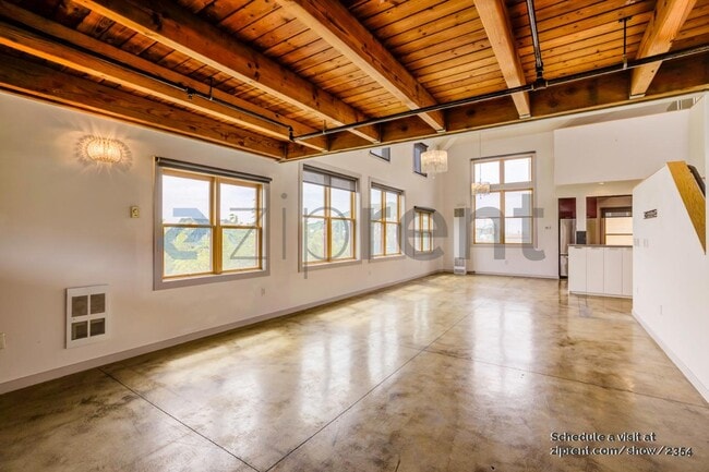 property at 2875 Glascock St