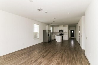 1321 Grass Bnd Dr in Katy, TX - Building Photo - Building Photo