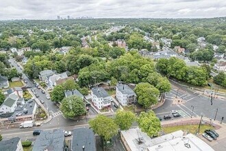 308 Cummins Hwy in Boston, MA - Building Photo - Building Photo