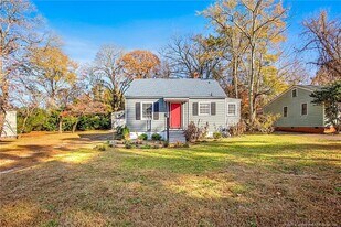 951 Chester Cir in Fayetteville, NC - Building Photo