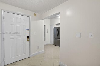 13045 SW 88th Ln in Miami, FL - Building Photo - Building Photo