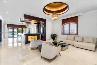 198 Palm Ave in Miami Beach, FL - Building Photo - Building Photo