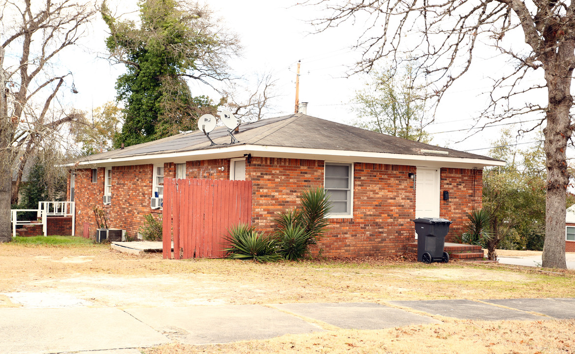 2103-2111 Richmond Ave in Augusta, GA - Building Photo