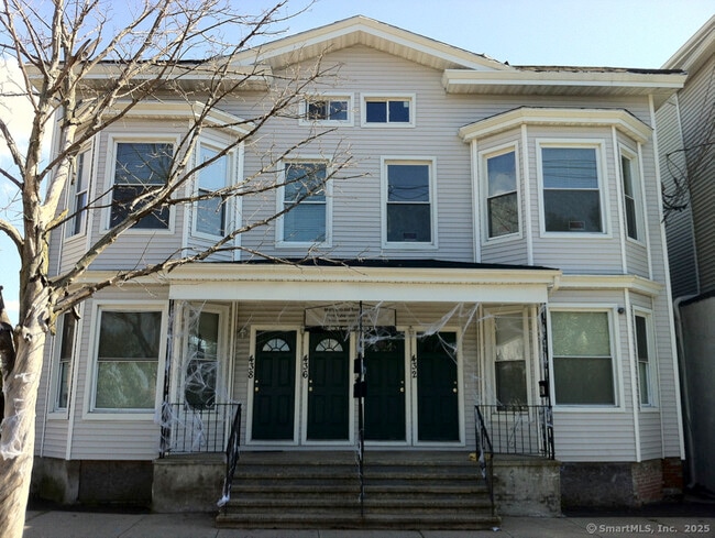 property at 432 E Main St