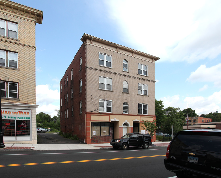 91-93 Broad St in New Britain, CT - Building Photo